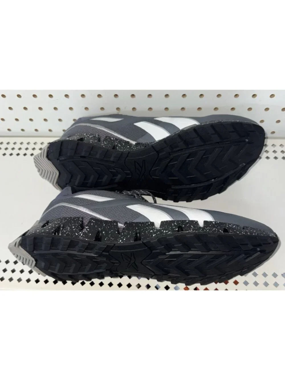 Reebok Zig Dynamica 4 Adventure Mens Athletic Running Shoes Size 11 Gray Black